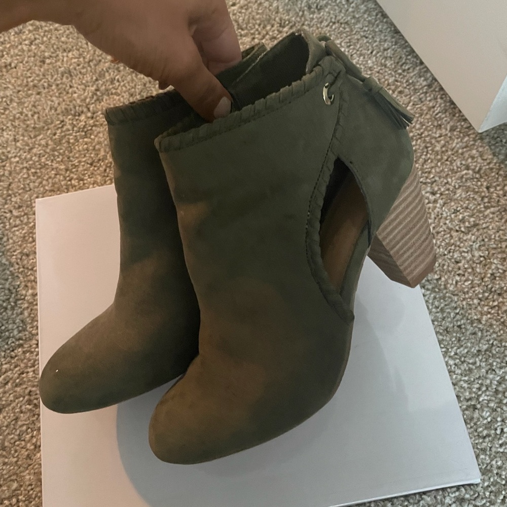 GREEN BOOTIES (REPORT / FRANCESCAS)